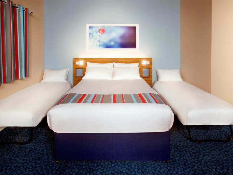Travelodge Sunderland High Street West Exterior photo