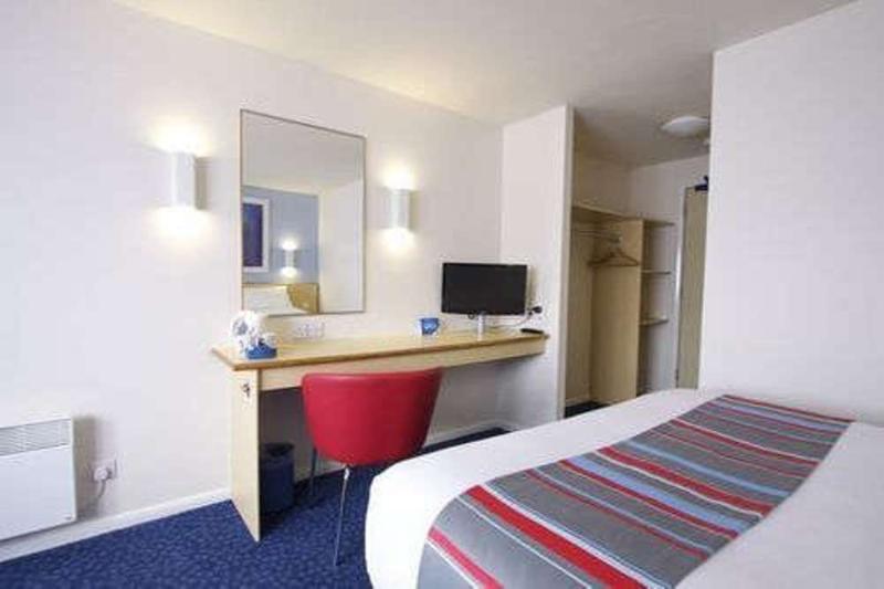 Travelodge Sunderland High Street West Exterior photo